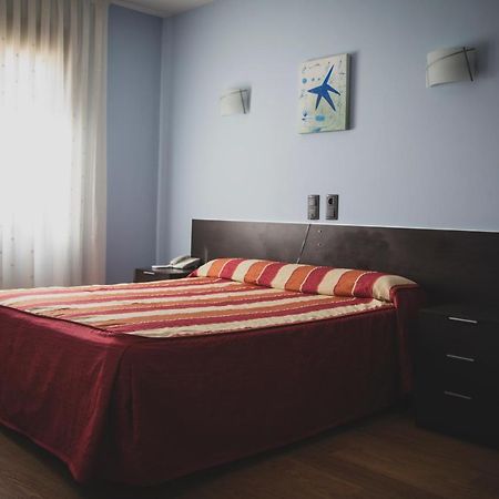 La Almunia de Doña Godina Hotel La Bodega מראה חיצוני תמונה