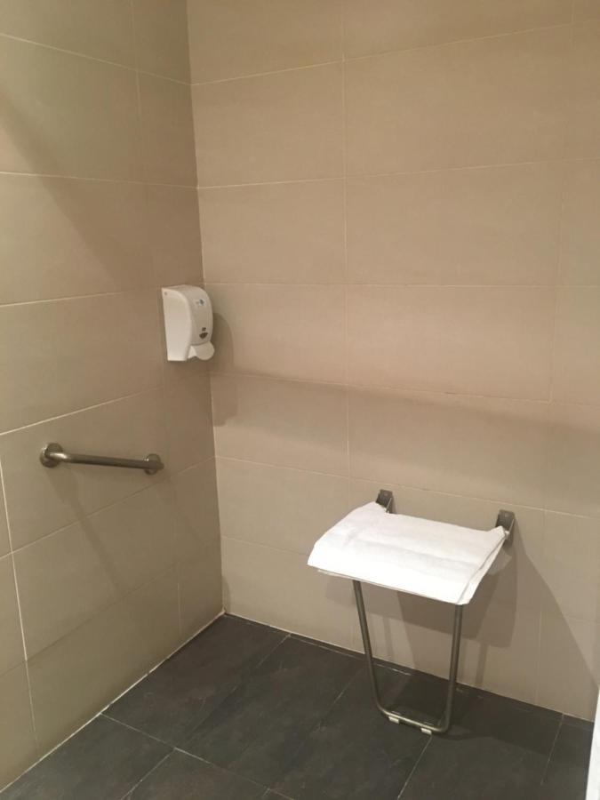 La Almunia de Doña Godina Hotel La Bodega מראה חיצוני תמונה