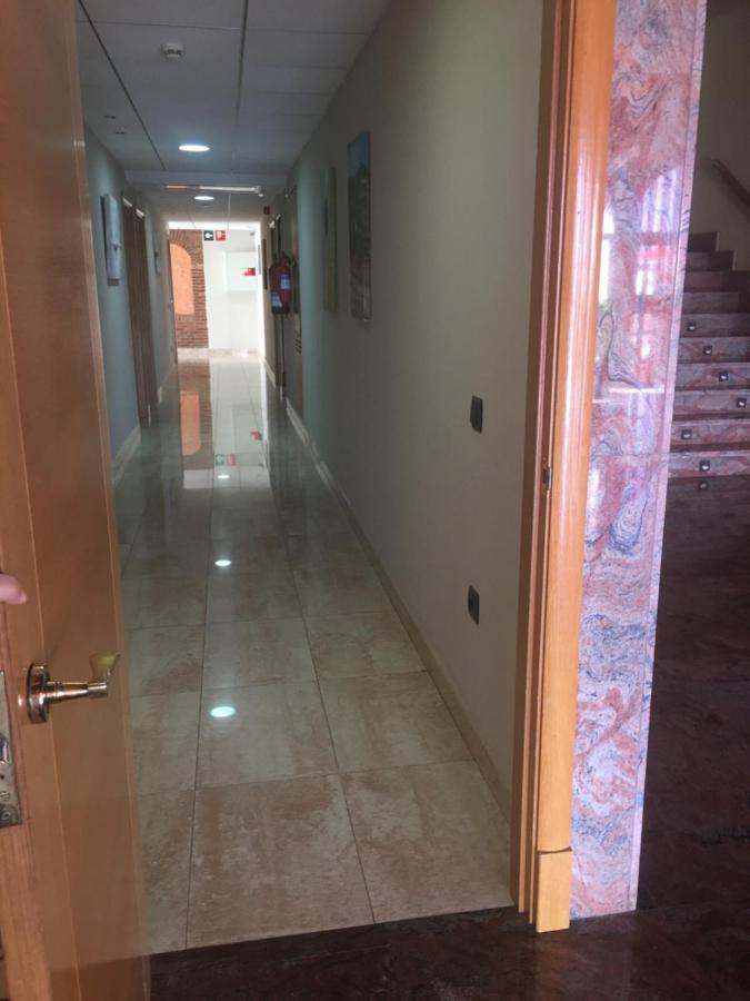 La Almunia de Doña Godina Hotel La Bodega מראה חיצוני תמונה